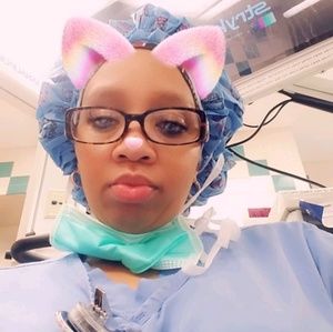 Meet your Posher, April